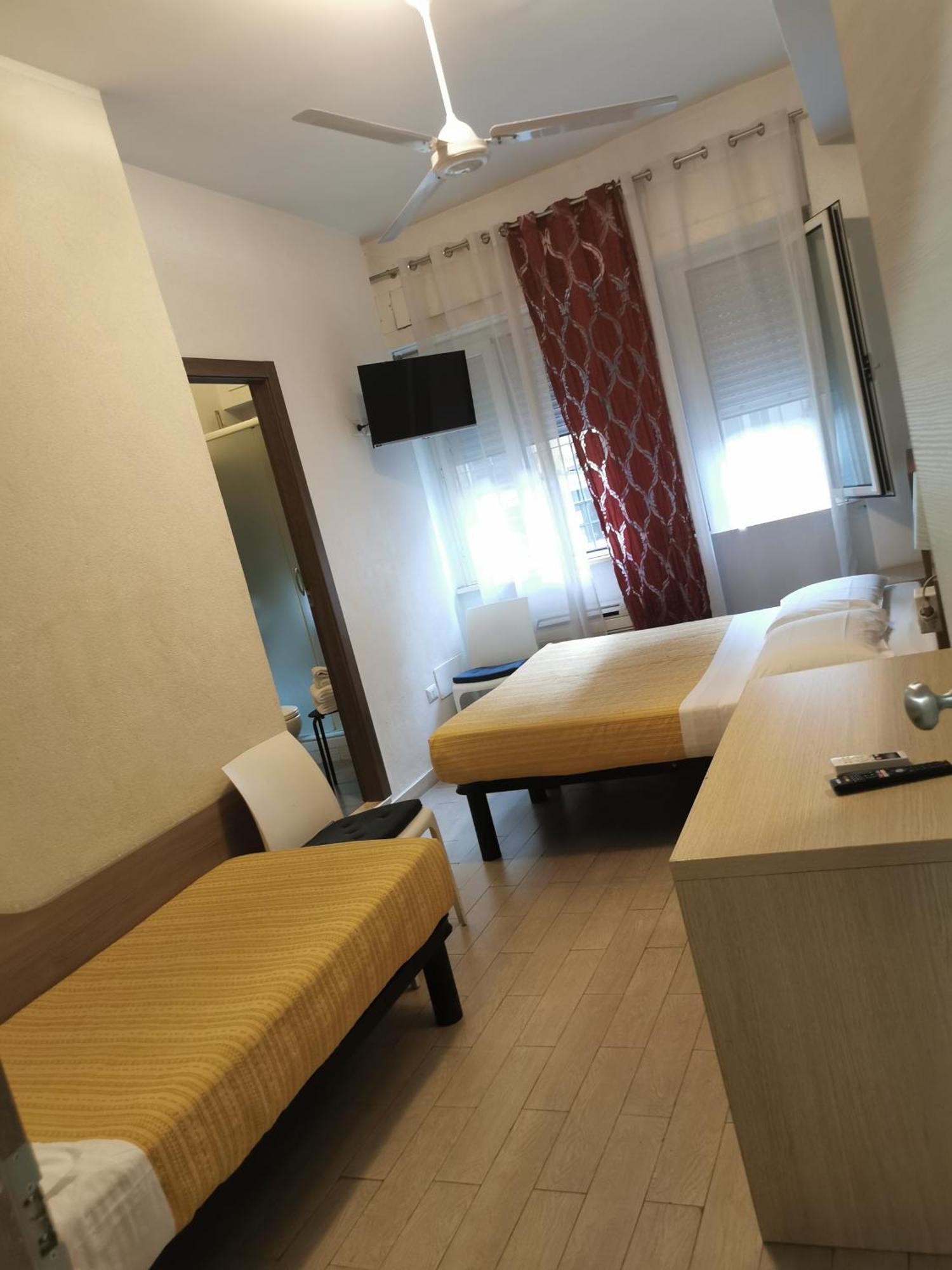 Hotel Bissi Milan Chambre photo