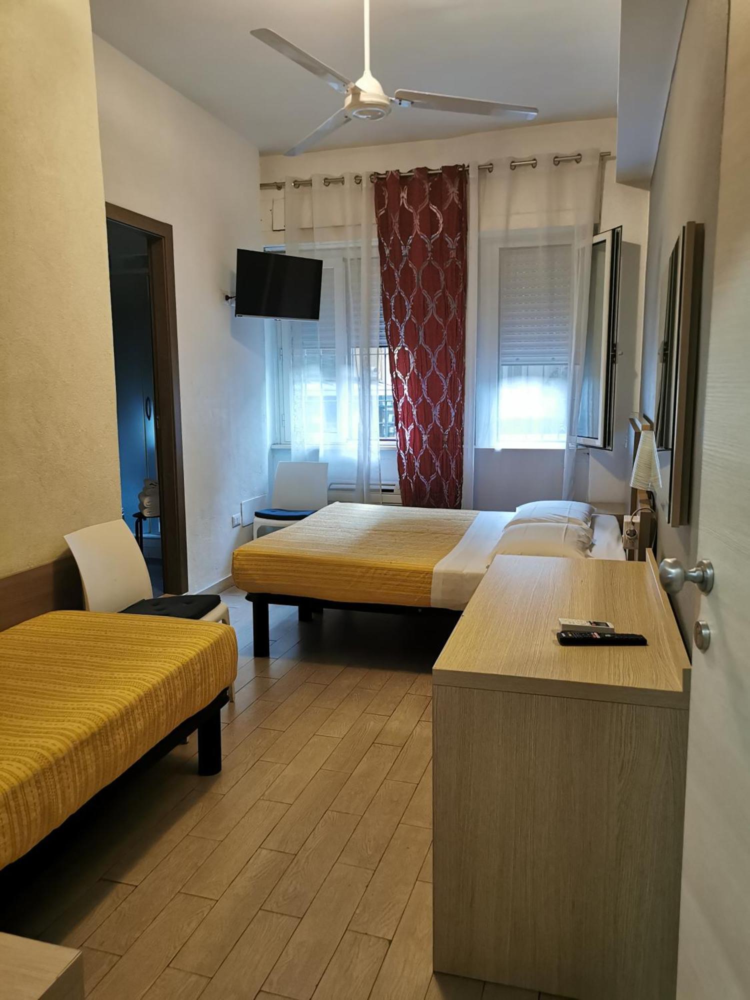 Hotel Bissi Milan Chambre photo